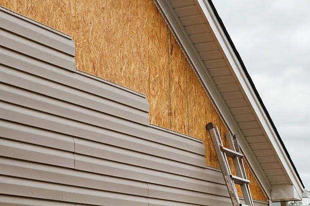 24/7 Emergency Vinyl Siding experts in Thomasville, PA